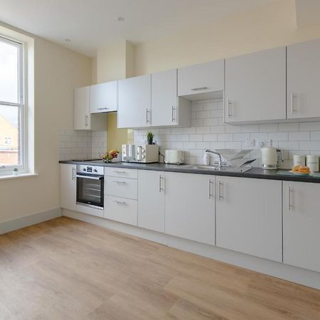 Apartment 7, Isabella House, Aparthotel, By Rentmyhouse Hereford Dış mekan fotoğraf
