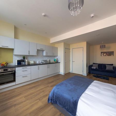 Apartment 7, Isabella House, Aparthotel, By Rentmyhouse Hereford Dış mekan fotoğraf