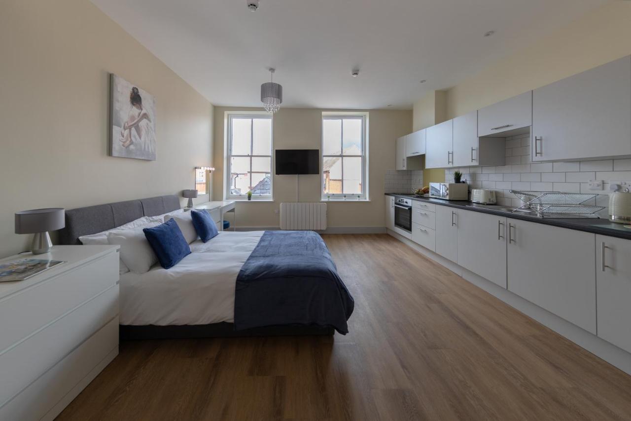 Apartment 7, Isabella House, Aparthotel, By Rentmyhouse Hereford Dış mekan fotoğraf