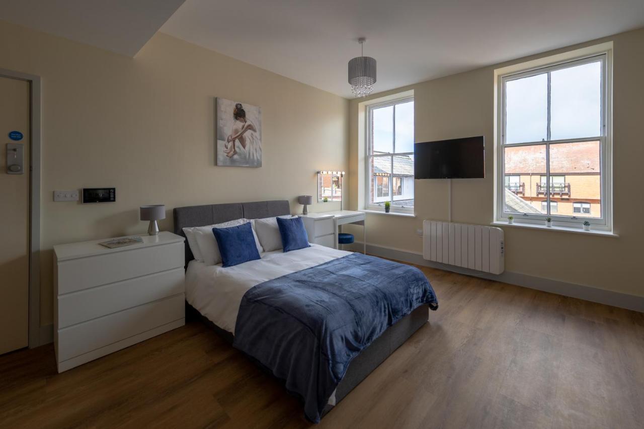 Apartment 7, Isabella House, Aparthotel, By Rentmyhouse Hereford Dış mekan fotoğraf