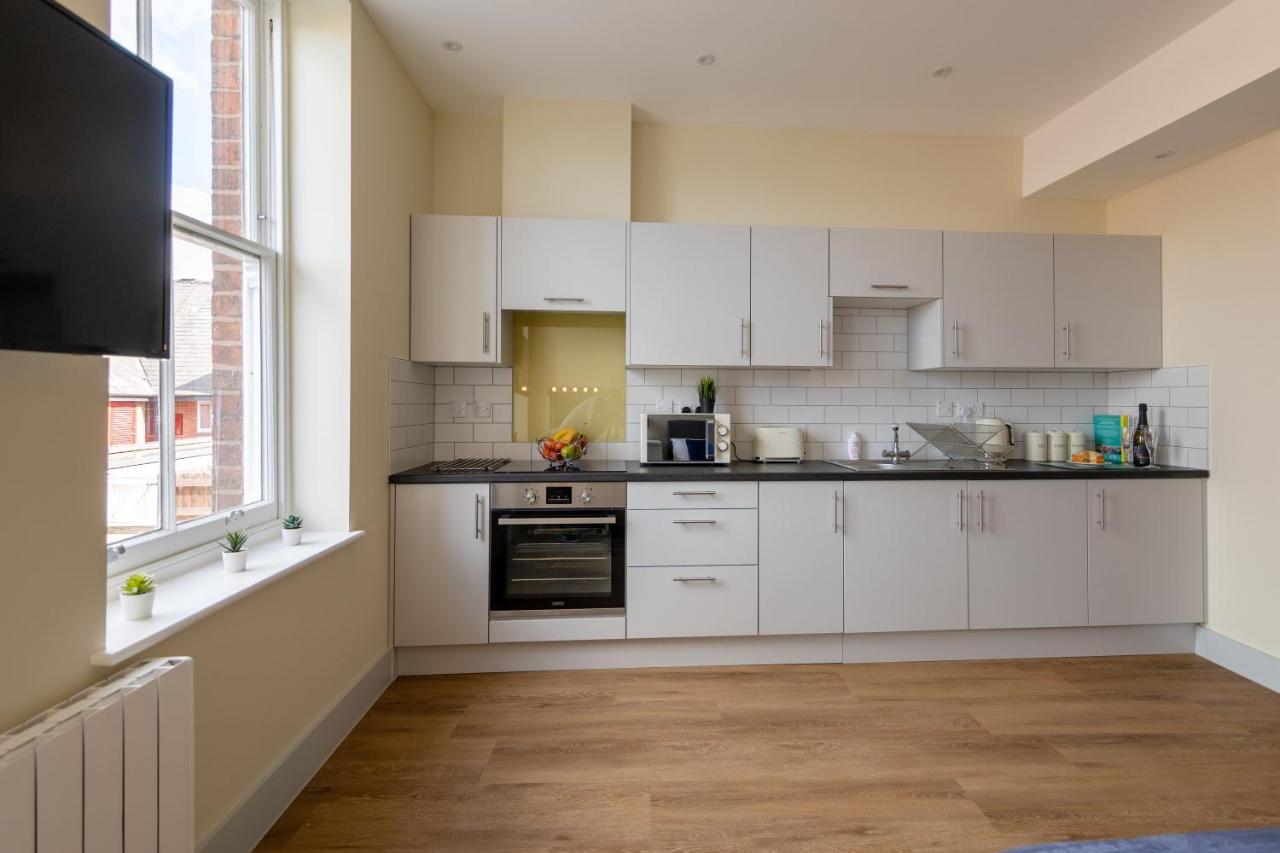 Apartment 7, Isabella House, Aparthotel, By Rentmyhouse Hereford Dış mekan fotoğraf